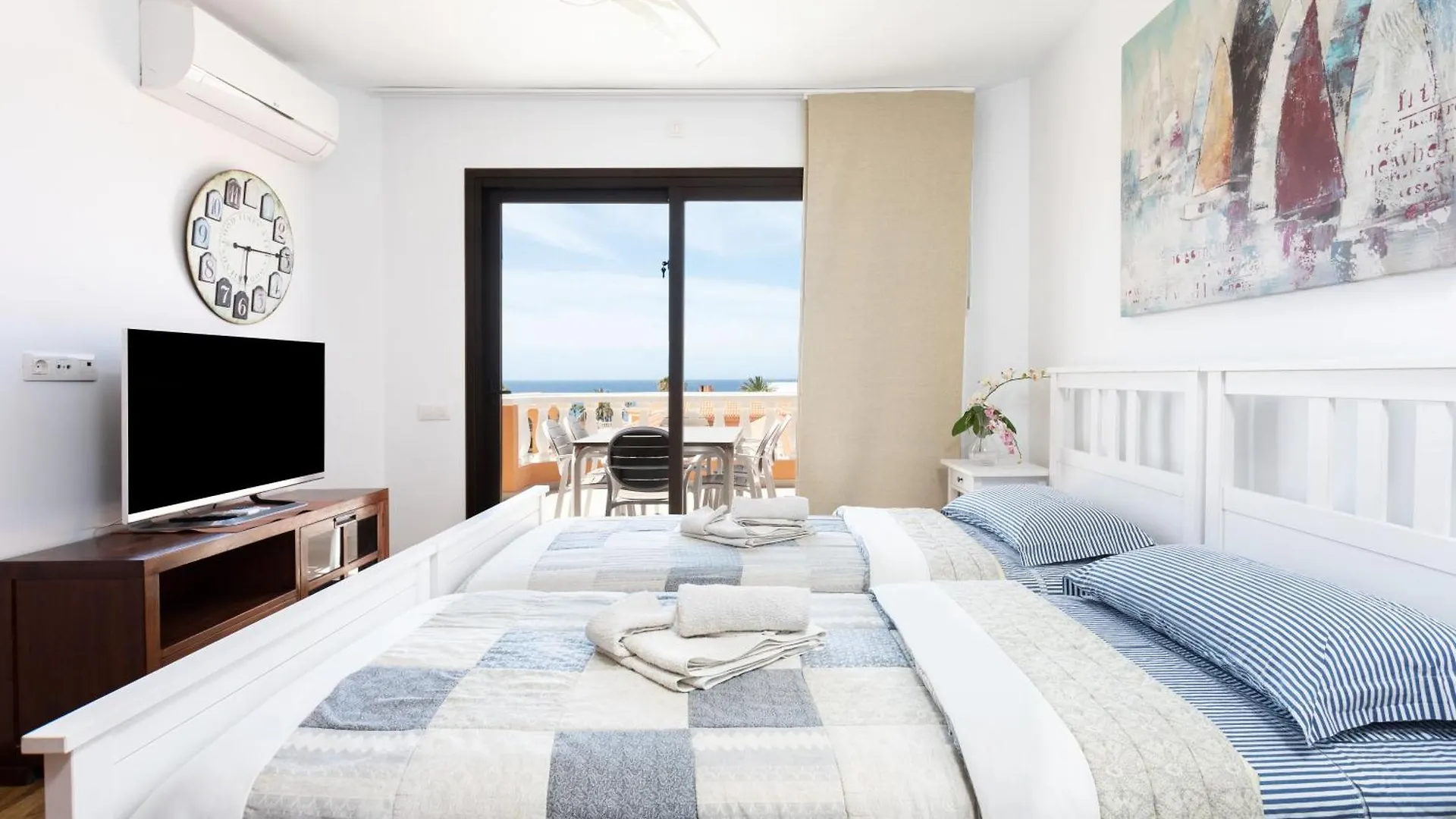 Apartment Attic Las Vistas Mit Wunderschoenem Meerblick Playa de las Americas  Spain